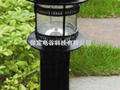 太陽能草坪燈 照亮綠茵的環(huán)保新選擇